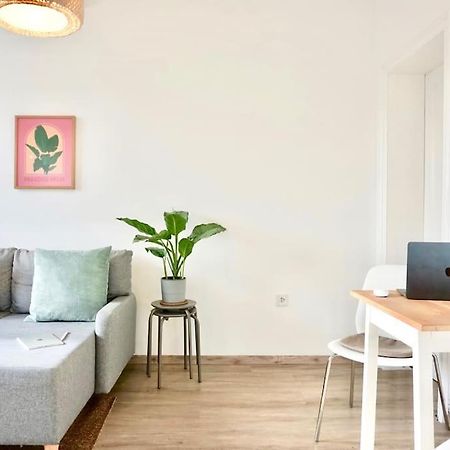 Neu I Moderne Zentrale Wohnung I Netflix I 4 Gaeste Andernach Dış mekan fotoğraf
